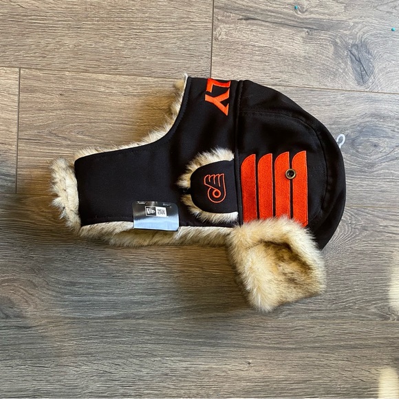 Philadelphia FLYERS Trapper hat- NEW - Picture 6 of 7